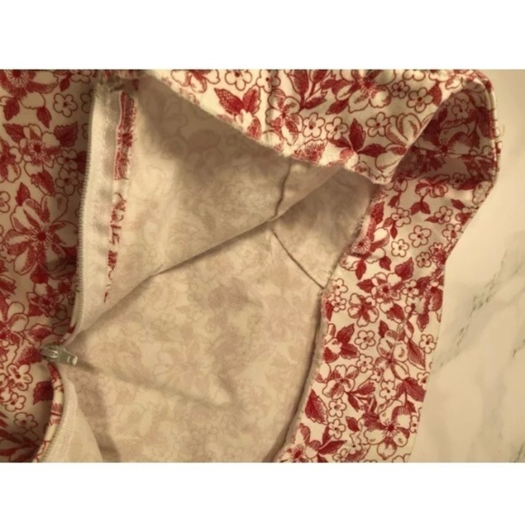 Floral Print Size 16 Straight Skirt White Red 22" - Picture 4 of 7